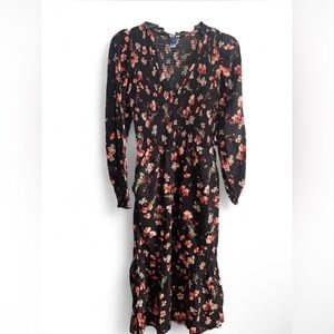 Old Navy XS Black Floral Long Sleeve Dress